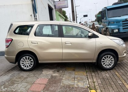 GM - Chevrolet SPIN LT 1.8 8V Econo.Flex 5p Mec. 2013 Flex