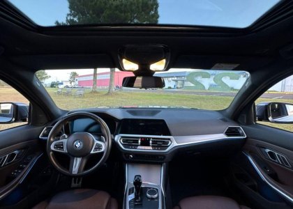 BMW 330e