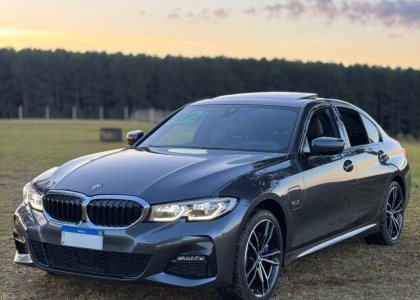 BMW 330e