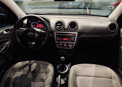 Volkswagen Voyage