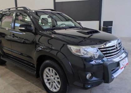 Toyota Hilux SW 4