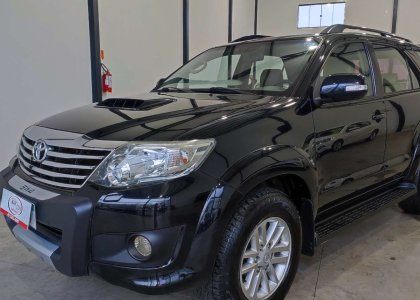 Toyota Hilux SW 4