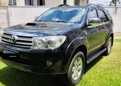 Toyota Hilux SW 4
