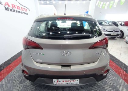 Hyundai HB20X