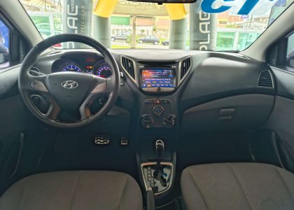Hyundai HB20X