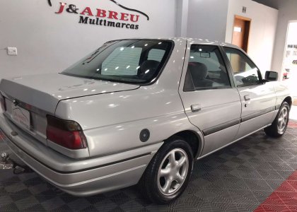 Ford Verona