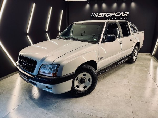 GM - Chevrolet S10 Pick-Up Std 2.8 4x4 CD TB Int.Dies. 2001 Diesel