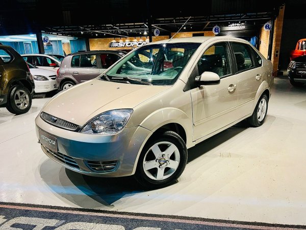 Ford Fiesta Sed. Personnalité 1.0 8V 4p 2006 Flex