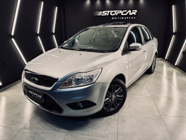 Ford Focus Ghia Sed. 2.0 16V/2.0 16V Flex Aut 2009 Flex