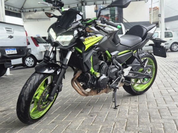 KAWASAKI Z 650 2021 Gasolina