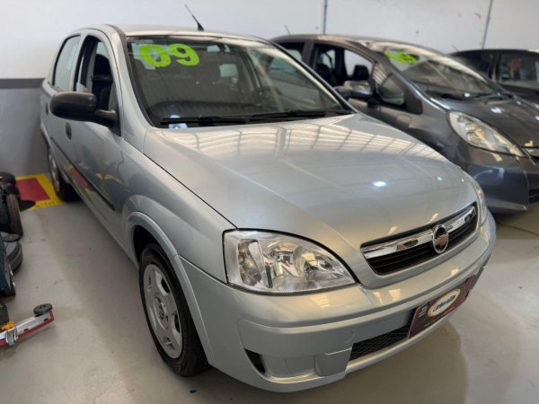 Chevrolet Corsa Sedan